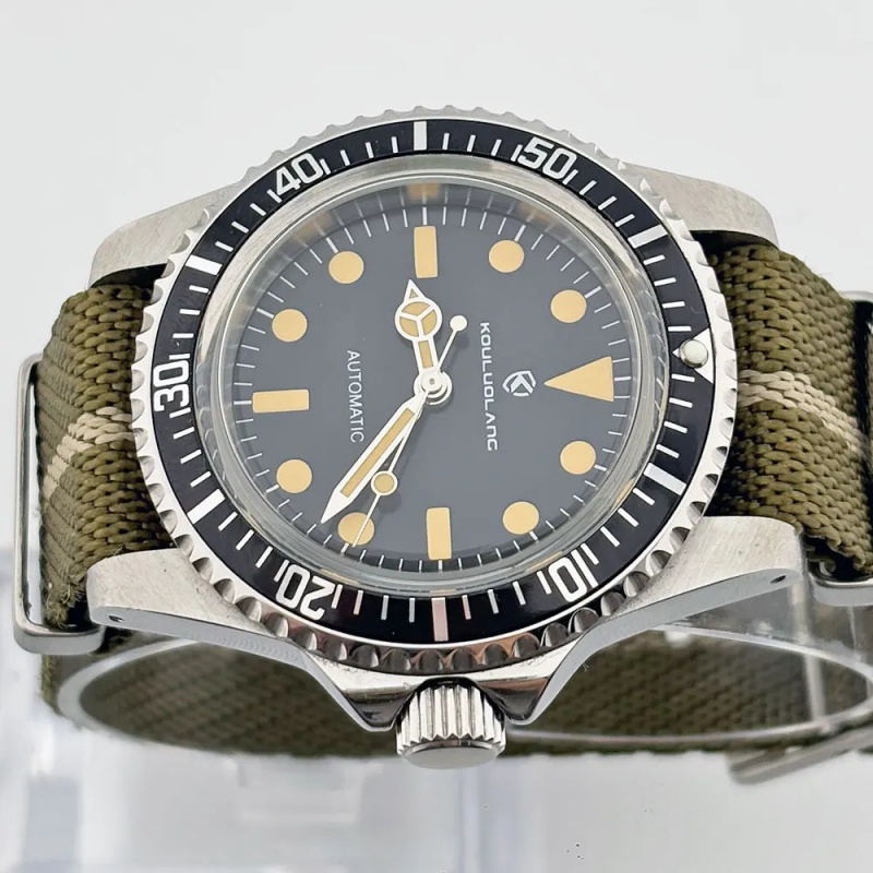 NH35 vintage 40mm sapphire gla - огляд і ціна Tropic Strap Vintage