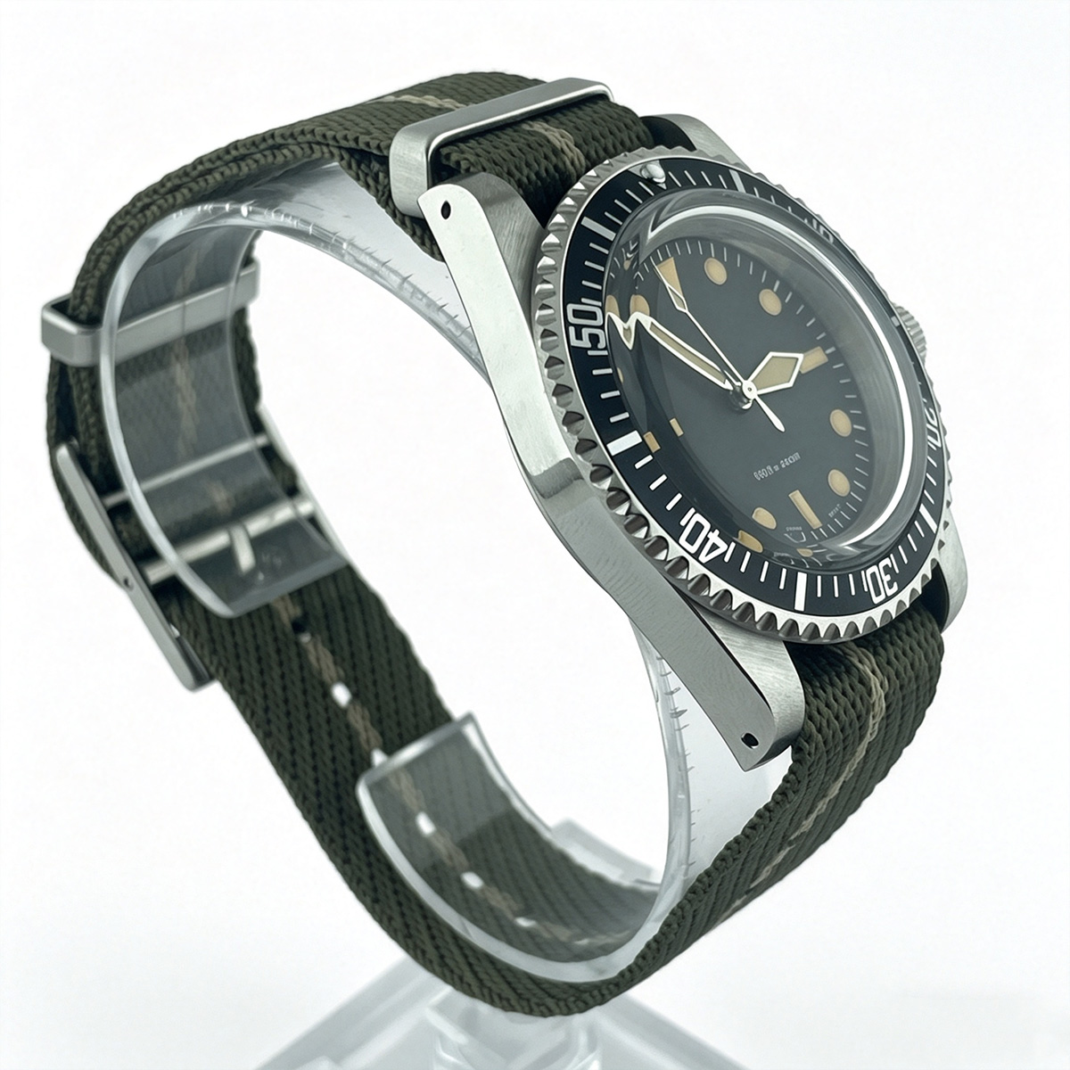 39.5mm Diver Retro watch acryl - огляд і ціна Tropic Strap Vintage